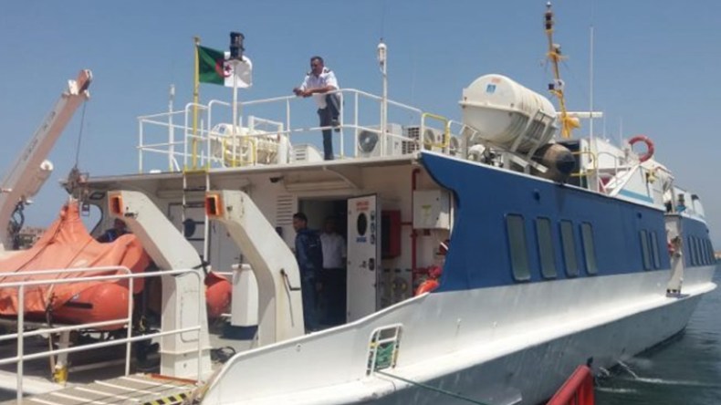 800 مسافر يوميا بالخط البحري “المسمكة – تامنفوست”