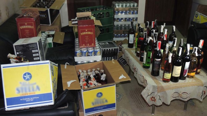 باتنة: التحقيق مع موظفين بعد بيع خمور محجوزة في حظيرة بلدية