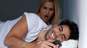 9 مهن تشجع على الخيانة الزوجية.. ما هي؟ !