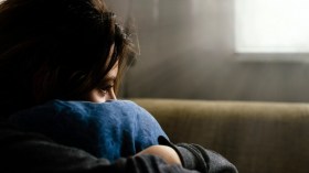 كيف تواجهين الخيانة ومتاعب الحياة؟