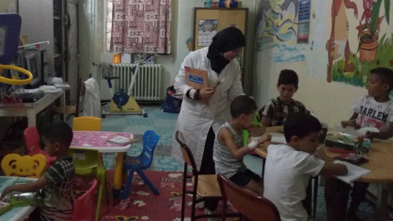 التلاميذ نزلاء مستشفيات وهران مهددون بالسنة البيضاء