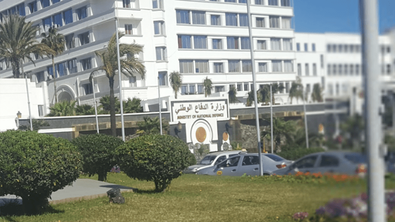 الجيش يدعو الإرهابيين وعائلاتهم إلى التوبة والعودة إلى المجتمع