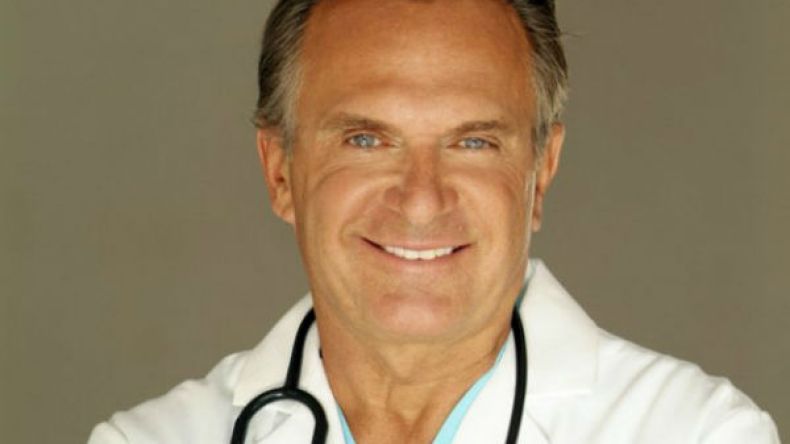 هذا ما ينصحك به جراح التجميل الشهير أندرو أوردون؟