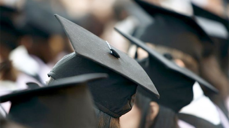 جدل في الجامعة بسبب قائمة 33 مجلة لمناقشة الدكتوراه والتأهيل