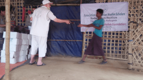 هدية الشعب الجزائري بين أيدي اللاجئين الروهينغا