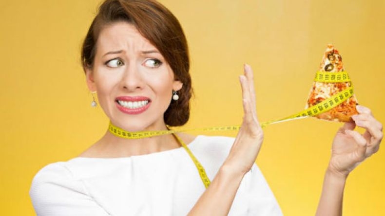 بحثا عن القد الرشيق.. فتيات يتبعن حمية قاتلة