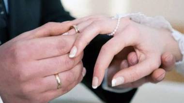 إمام يريد الزواج من جيجلية !