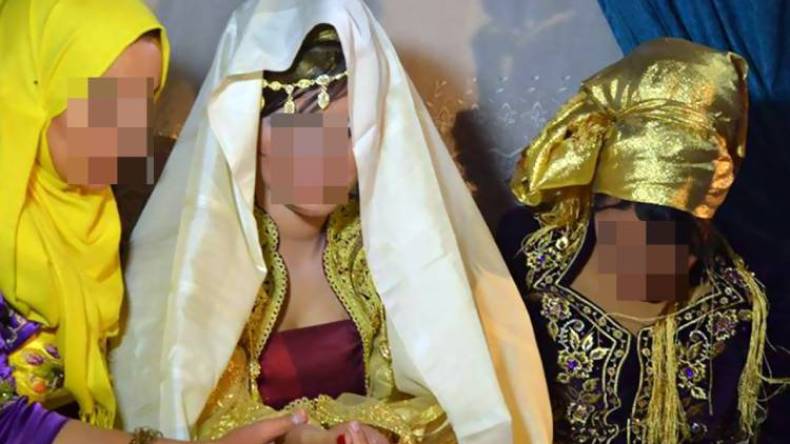 عادات ومعتقدات في منتهى الغرابة والطرافة