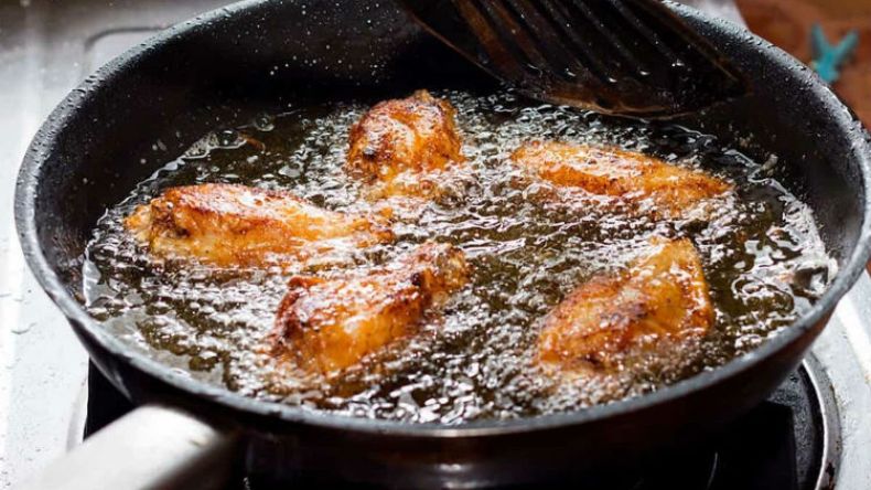 إعادة القلي بالزيت قد يؤدي للإصابة بسرطان المعدة