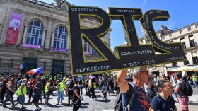 عودة احتجاجات السترات الصفراء في فرنسا