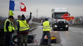 فرنسا تخشى “عنفاً هائلاً”