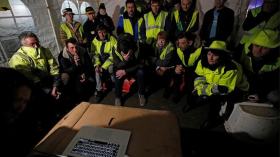 مصر تقيّد بيع السترات الصفراء!