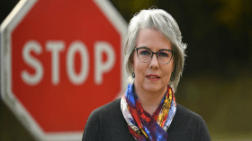 ناشطة من السترات الصفراء تعتزم الترشح للرئاسة