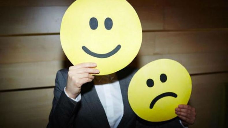 تعيين امرأة سعودية لرصد سعادة المواطنين!