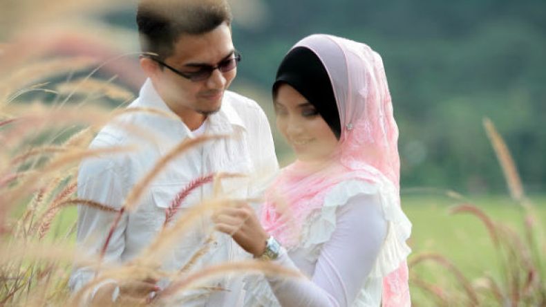 هذا هو الرجل الذي يحقق سعادتك فلا تبحثي عنها مع الوسيم؟