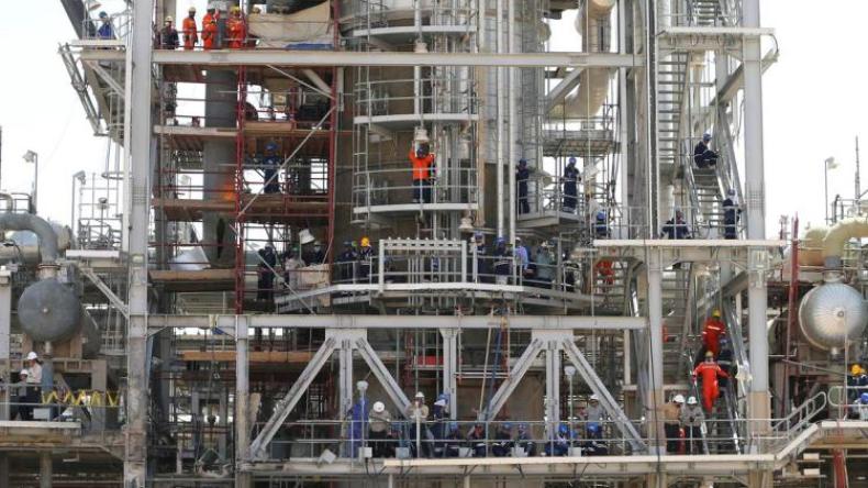 السعودية ستستعيد إنتاج النفط بالكامل الأسبوع المقبل