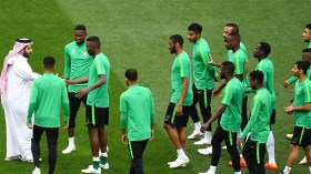 تركي آل الشيخ أمر بحبس اللاعبين في غرفة الملابس