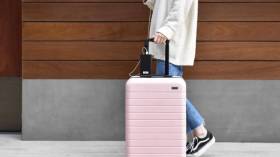 هل تسمح لزوجتك بالسفر لوحدها؟