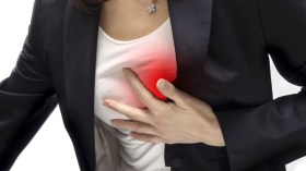 هلاك سيدة بسكتة قلبية وطلاق العشرات بسبب سمكة أفريل