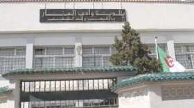 “باركينغ” غير شرعي قرب مركز طلب التأشيرة بوادي السمار يثير السخط