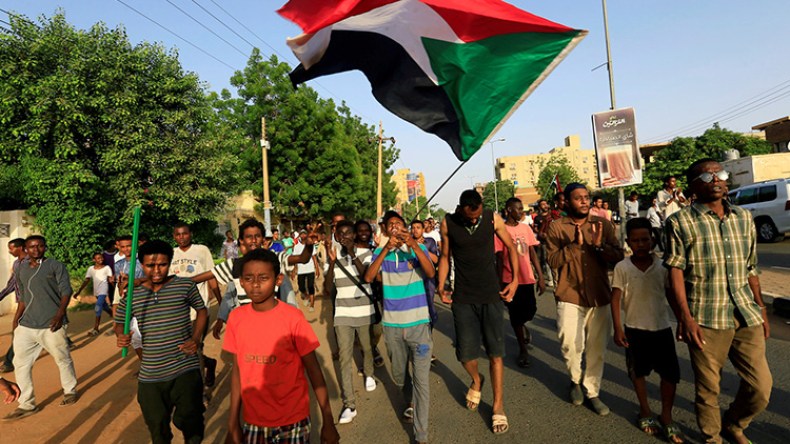 ترقب في الشارع السوداني حول إعلان تشكيلة الحكومة الانتقالية