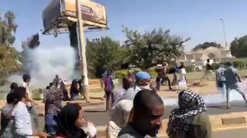 مرتزقة روس يساعدون في قمع مظاهرات السودان