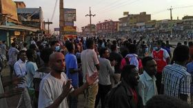 التظاهرات مستمرة في السودان