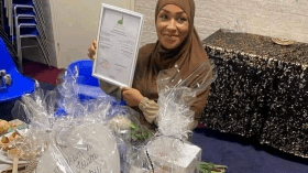 إسلام بطلة الملاكمة الهولندية الملقبة بالسيدة تايسون