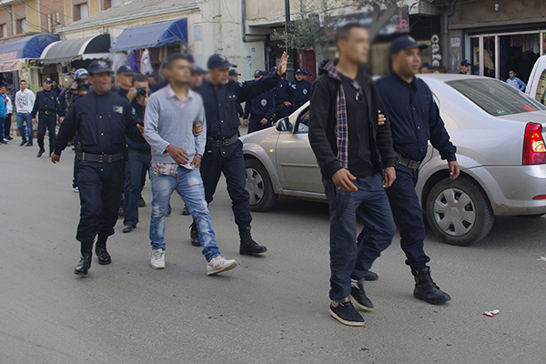 Dismantling Of Smuggling Network Of Wanted People Towards Morocco To Escape Algerian Justice