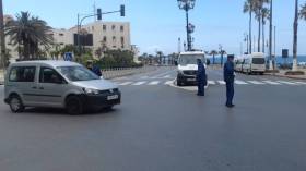 صلاة الجماعة في الأسطح.. “الشكشاكة” و”الدومينو” في زمن كورونا