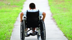 15 ألف طفل من مرضى الشلل الدماغي يطالبون بحقهم في العلاج والدراسة
