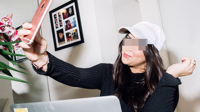 مدوّنات يحققن الشهرة والمال من خلال نشر حياتهن الخاصة