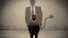 الشيطان الذي نسيناه!