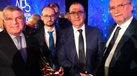 الاتحاد الدولي للصحافة الرياضية يكرم الصحفيين الدوليين