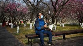 الصين تبدأ تجارب سريرية على لقاح لكورونا