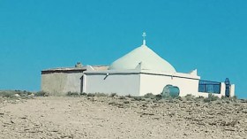 “ثعبان الضريح” يفرض حظر التجوال في قرية بباتنة