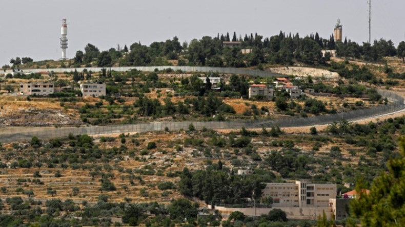 ندرس تقديم شكوى ضد فريدمان لدى الجنائية الدولية