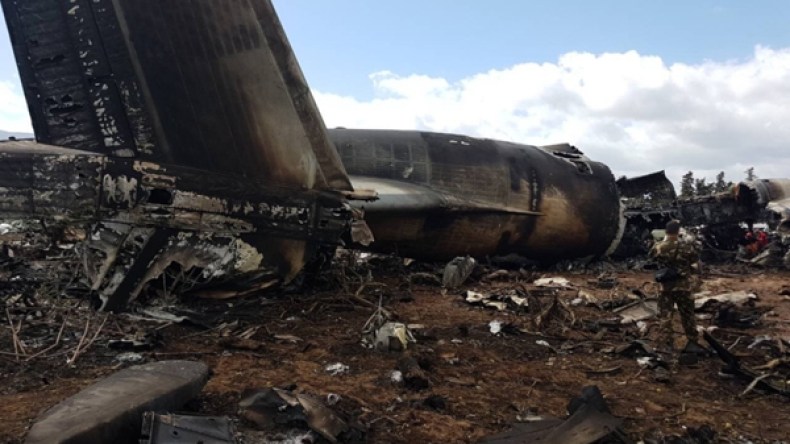 فغض الطرف يا مخزن إنك من…