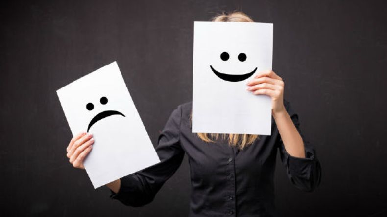 هكذا تحولين مشاعرك السلبية إلى إيجابية؟!