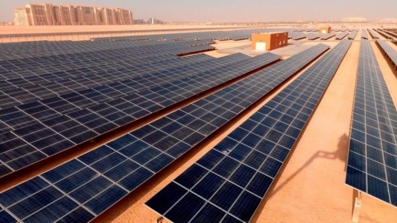 اهتمام هندي بمشروع الطاقة الشمسية الضخم بالجزائر
