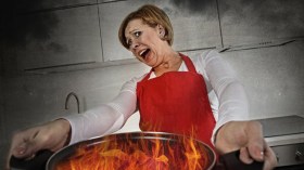 مآس وأكلات محروقة في أول يوم من رمضان