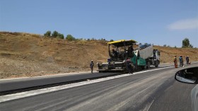 زعلان: مشروع الطريق السريع لبجاية لا يعاني مشاكل مالية