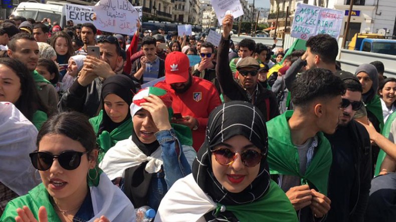 هذا هو العددُ الحقيقي لمسيرات الطلبة