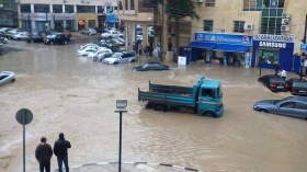 كوارث الأمطار الطوفانية.. من يتحمل المسؤولية؟