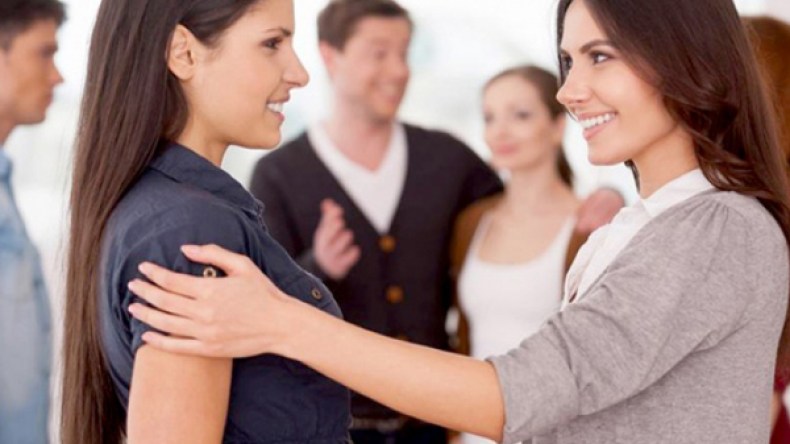 من علامة للاحترام إلى فتنة بين الأفراد