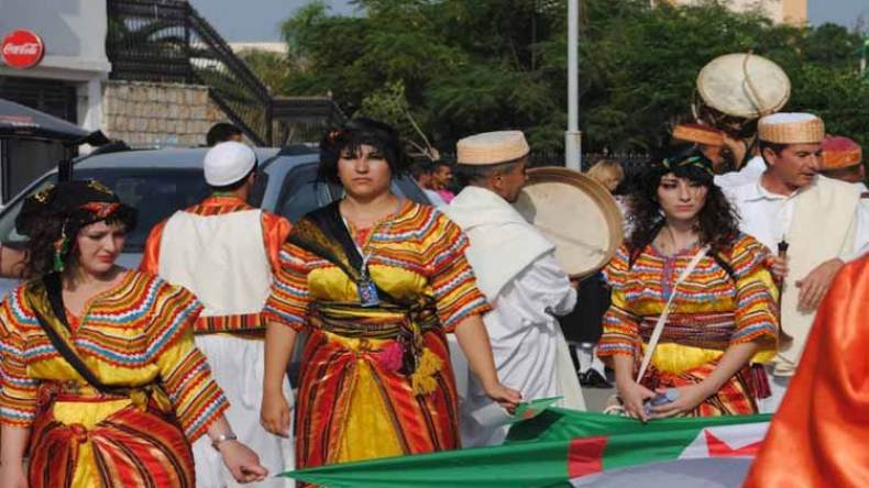 الحراك الشعبي غير طقوس وعادات الأعراس بالبويرة