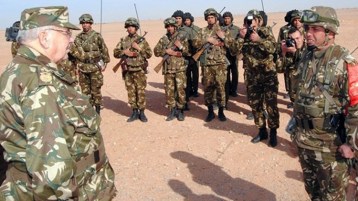 مبادراتٌ جادّة تنتظر تأشيرة المؤسّسة العسكريّة