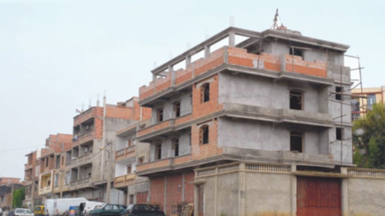 مافيا العقار تواصل الزحف على أراضي الساحل الشلفي