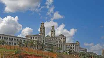 أنقذوا العلوم الإسلامية من محرقة الـ “آل. أم. دي”