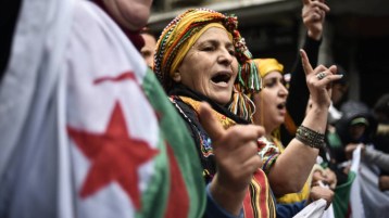 وخطابُ التجريم.. هل يعالَج بتشريع قانون؟